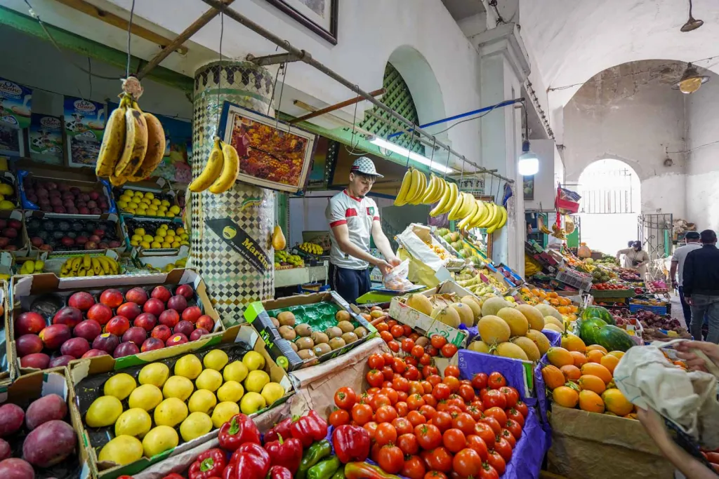 Zoco de los jueves en Tánger: guía de mercado local y artesanía